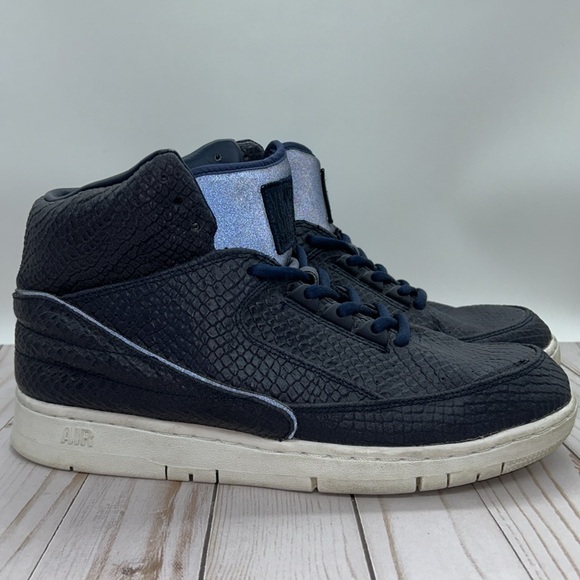 Nike Air Python SP Sneakers - Picture 2 of 10